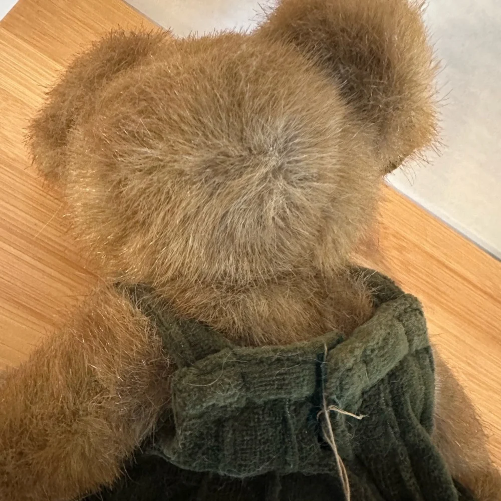 Vintage Boyds Bear Brown Teddy Bear with Tags Attached. Collectible